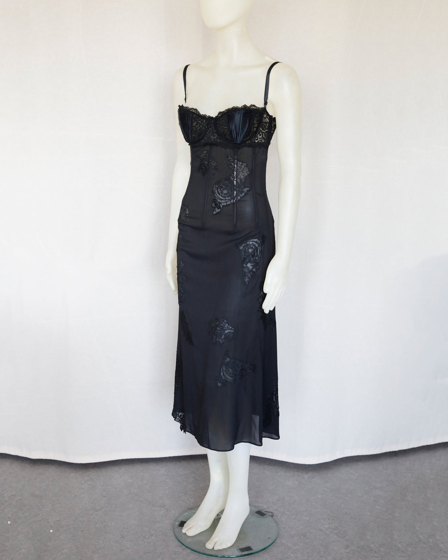 Dolce & Gabbana Spring 2002 Runway Gisele Bündchen Dress