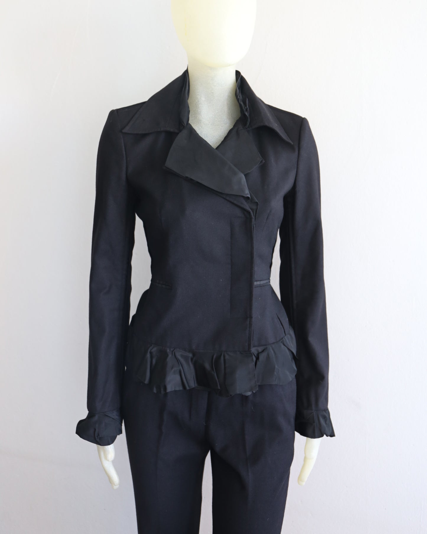 Yves Saint Laurent by Tom Ford Fall 2003 Suit