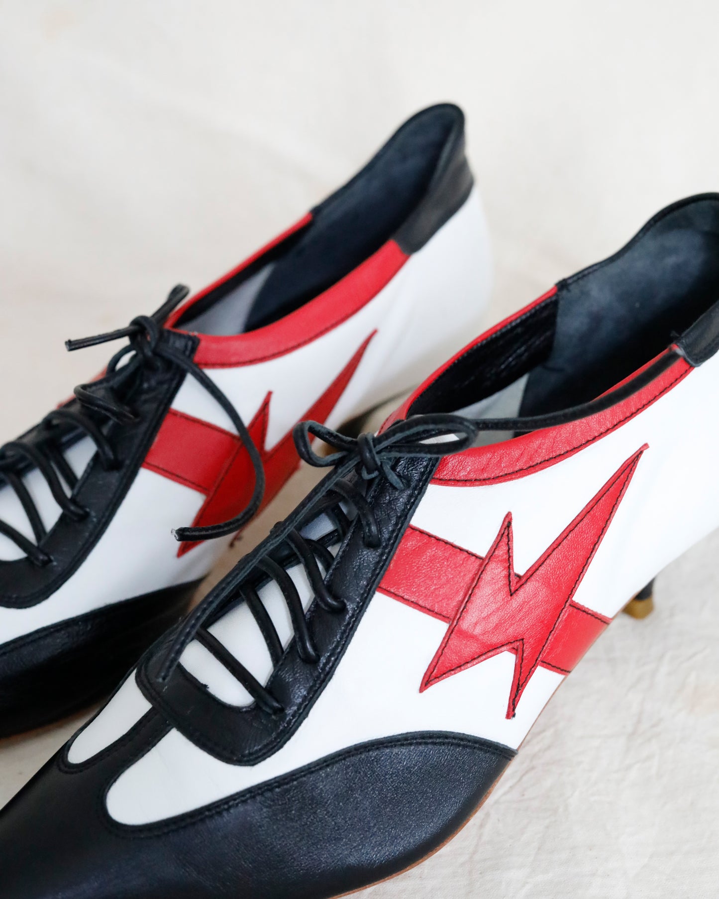 2000s Pointy Shoes