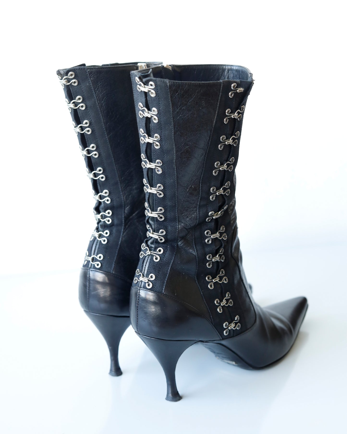 Dolce & Gabbana 2003 hock & eye closure boots