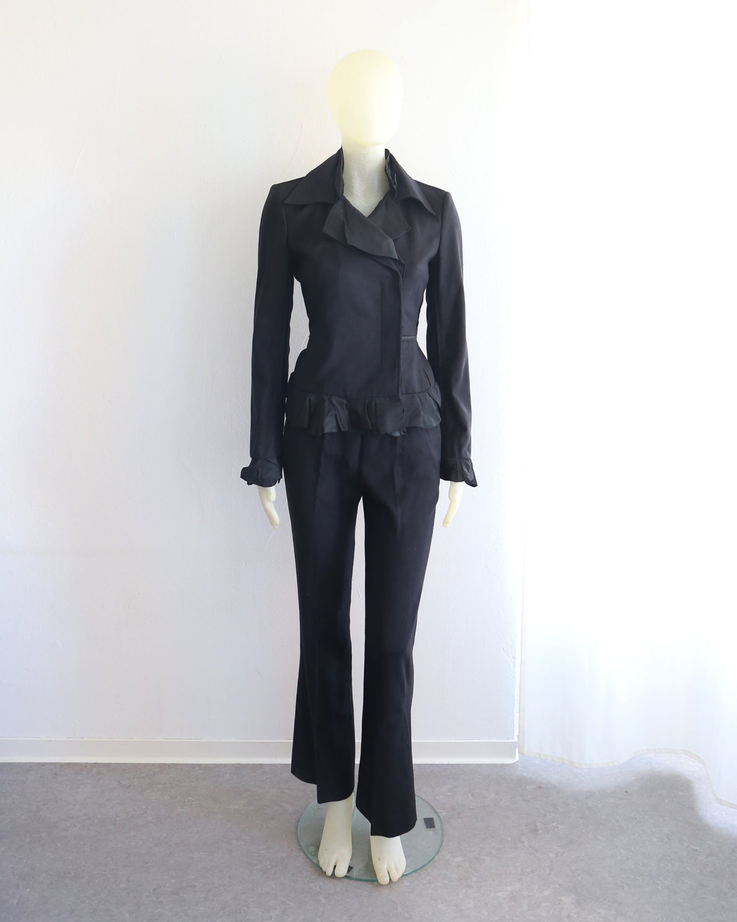 Yves Saint Laurent by Tom Ford Fall 2003 Suit