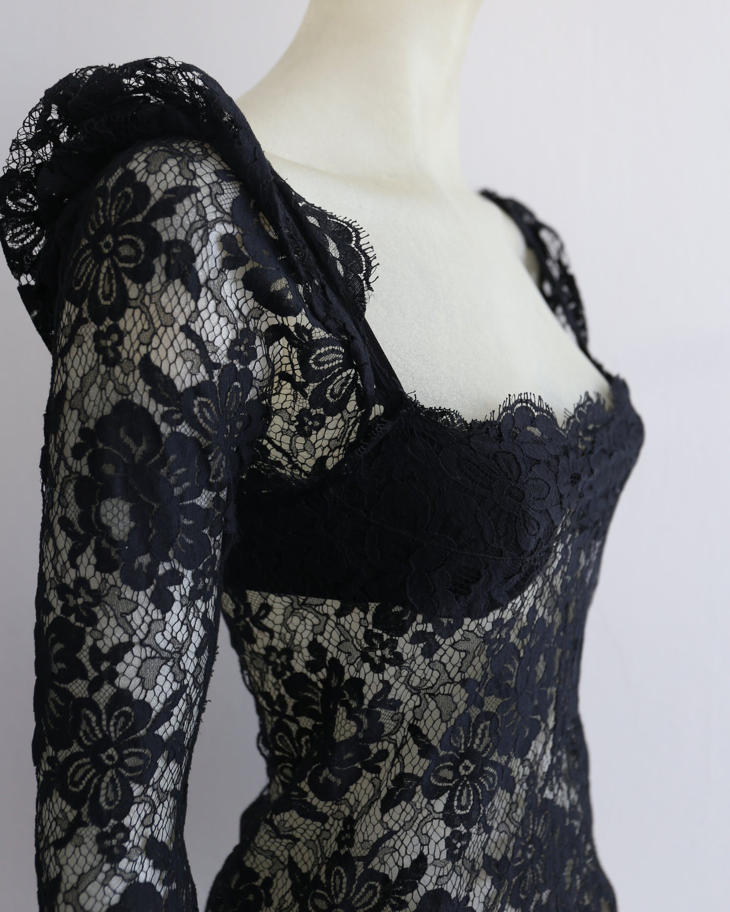 Dolce & Gabbana runway lace dress Fall 2001
