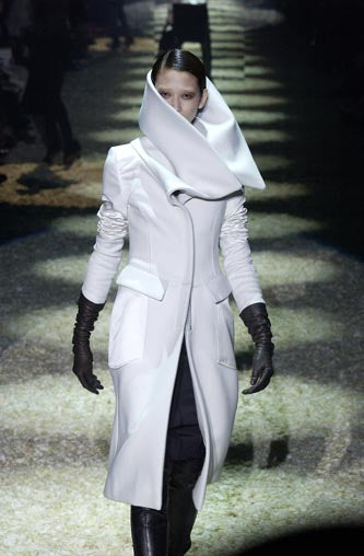 Gucci by Tom Ford FW 2003 White Corseted Runway Coat